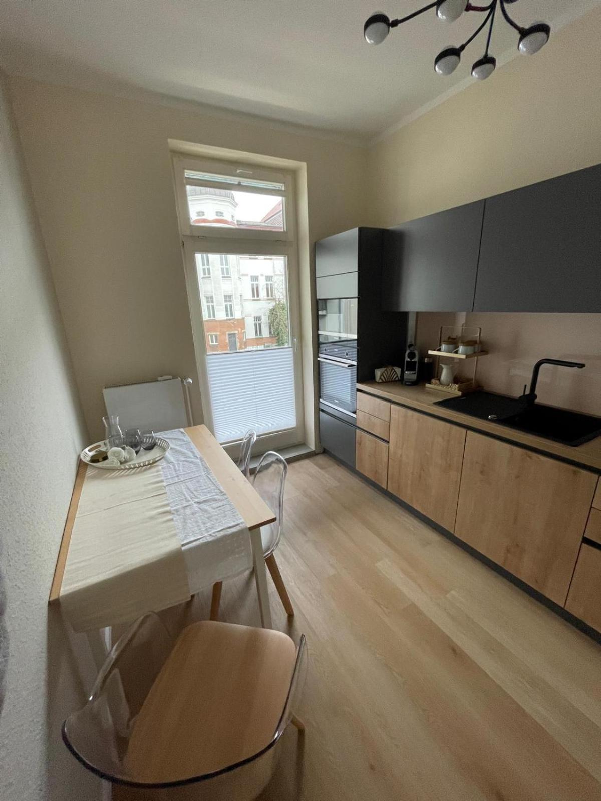Ostseekrabbe - Ferienwohnungen Ruhig Zentral Rostock Exterior foto